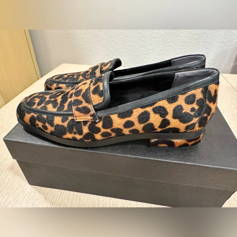 Vionic Sellah Womens Leopard Print Calf Hair Slip On Loafers 8.5 NEW - Picture 3 of 7